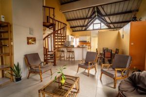 Posezení v ubytování Charming Condo