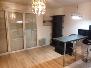Φωτογραφία από το άλμπουμ του Studio proche rer e σε Rosny-sous-Bois +5 φωτογραφίες