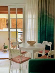 Posedenie v ubytovaní Apartament Casa Milo playa Los Locos