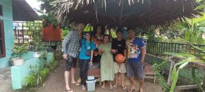 入住Raja Ampat Sandy Guesthouse的客人