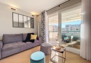 Nestor&Jeeves -PERLE DOREE - Terrace - Design