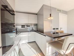 Nestor&Jeeves -PERLE DOREE - Terrace - Design