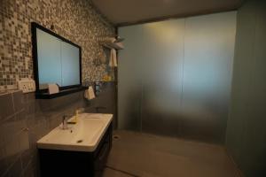 Koupelna v ubytování Highway Star