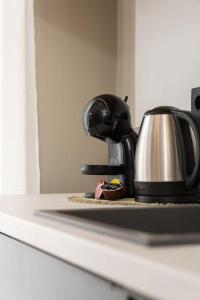 Photo de la galerie de l'établissement NEW! High-street stylish flat (NDK) FREE Parking, à Sofia 12 autres photos