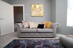 Χώρος καθιστικού στο Wyndham Road 3BR lin Pontcanna +27 φωτογραφίες