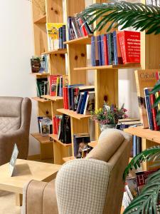 Biblioteca en el apartamento