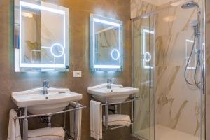 Łazienka w obiekcie Hotel Villa Ottone