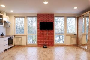Η κουζίνα ή μικρή κουζίνα στο Apartament dla pracowników Katowice