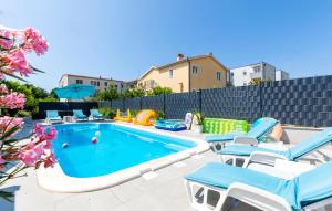 Bazén v ubytovaní Apartment Raduniceva V alebo v jeho blízkosti