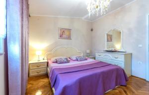 Posteľ alebo postele v izbe v ubytovaní Apartment Raduniceva V