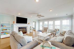 Gallery image of Breathe Easy in Oak Island