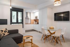 Kuchnia lub aneks kuchenny w obiekcie Apartment Andrea in Malaga Center