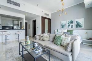 Predel za sedenje v nastanitvi GuestReady Holiday Homes - Concrete Jungle