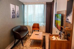 TV o dispositivi per l'intrattenimento presso Golden Tulip Lekki