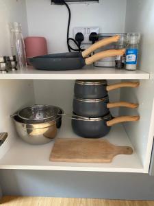 Garden Cottage Glamping Pod的厨房或小厨房