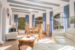 Posedenie v ubytovaní Villa Sanlio - PlusHolidays