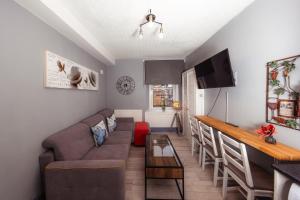 Zona de estar de Warm&Welcoming City Centre Apartments by Meadows 5