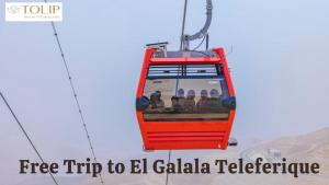 eine Gondelfahrt auf der Spitze der El calidate in der Unterkunft Tolip Resort El Galala Hills in Ain Suchna