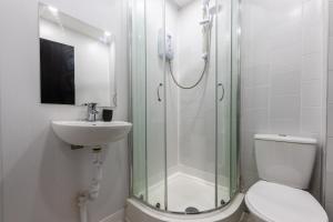 Gallery image of 2Br | Smart TV | WiFi in Cardiff
