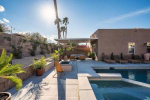 Басейн в Pueblo Viejo Desert Minimalist Pool Home або поблизу