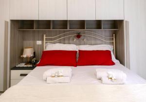 Letto o letti in una camera di Flower's House 24 - Central Apartment - Molfetta