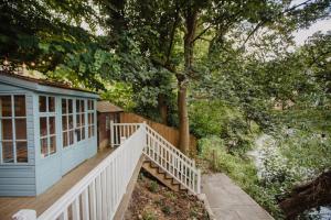 En have udenfor Historic House On The Bridge