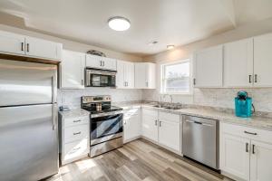 Gallery image of Hatteras Island Hideaway Waterfront, Canal Access in Frisco