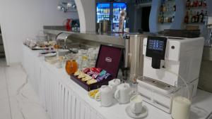 licznik w sklepie ze sterydami w obiekcie Motel Za Miedzą w mieście Bralin