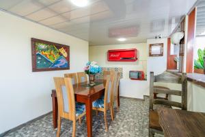TV a/nebo společenská místnost v ubytování Hotel Casa Antigua