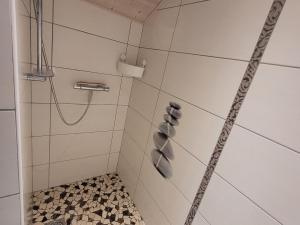 Fotografia z galérie ubytovania Superbe appartement lumineux avec terrasse, 3 chambres, proche des commerces et stations de ski - FR-1-589-431 v destinácii Le Thillot