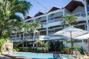 Bazén v ubytování Boracay Peninsula nebo v jeho okolí