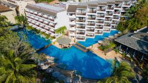 Bazén v ubytování Krabi La Playa Resort nebo v jeho okolí