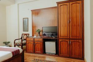 Televisyen dan/atau pusat hiburan di Tise Hotel