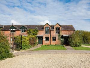 The building in which the holiday home is located