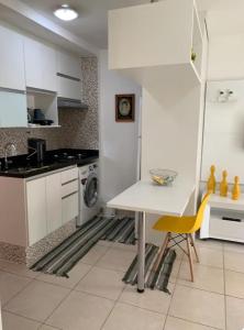 Kuhinja oz. manjša kuhinja v nastanitvi Studio Brasilia ótima localização