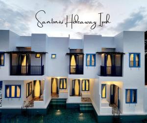 Rõdu või terrass majutusasutuses Ipoh Santorini Hideaway - Hotel Inspired