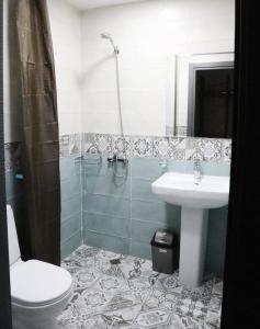 A bathroom at Casa Del Mar