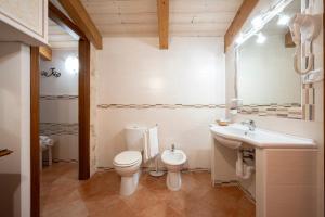 Ванная комната в Lola Piccolo Hotel e Appartamenti