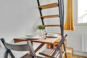 Φωτογραφία από το άλμπουμ του Studio avec mezzanine - Wifi - Proche Paris (R8) σε Montreuil +7 φωτογραφίες