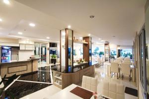 Χώρος καθιστικού στο The Contrast i Hotel