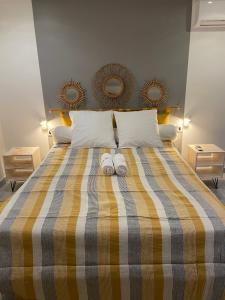 A bed or beds in a room at Labellapose