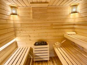 Fotografia z galérie ubytovania Domek Całoroczny Fuleda -Mazury Giżycko Sauna Jacuzii Kominek v destinácii Giżycko