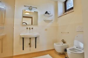 Pietra Campana Italian Villa Orvieto的一间浴室