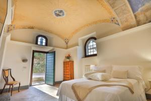Pietra Campana Italian Villa Orvieto客房内的一张或多张床位