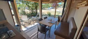 Camping les Campagnes的休息区