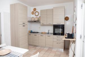 Una cocina o cocineta en Angolo di Puglia