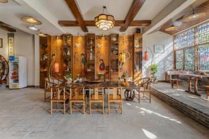 Leisure Courtyard Hotel Yangshuo的休息区