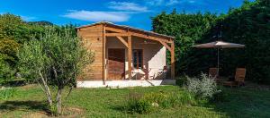 Zahrada ubytování Hameau d'hôtes La Roseraie-Drôme
