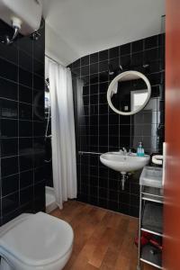 Bilik mandi di Casa Manolo +24 gambar