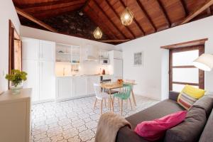 Kuchyň nebo kuchyňský kout v ubytování Casa Canaria Azucena